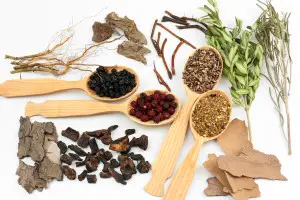 Chinese-Herbs-Spoons